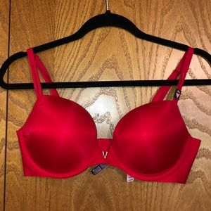 Victoria’s Secret Red Bra